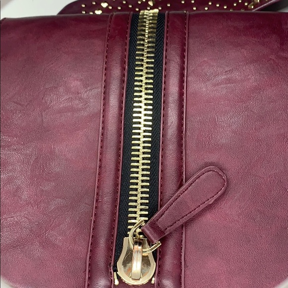 Maroon cross body bag - Picture 3 of 5
